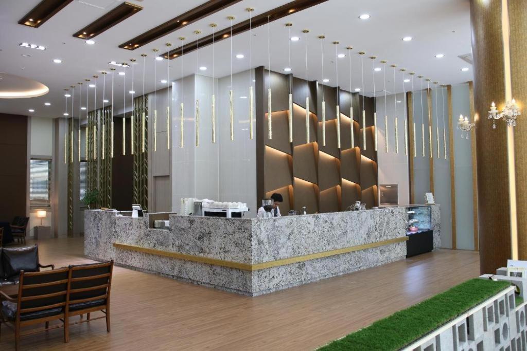 Benikea Hotel Seosan Екстер'єр фото