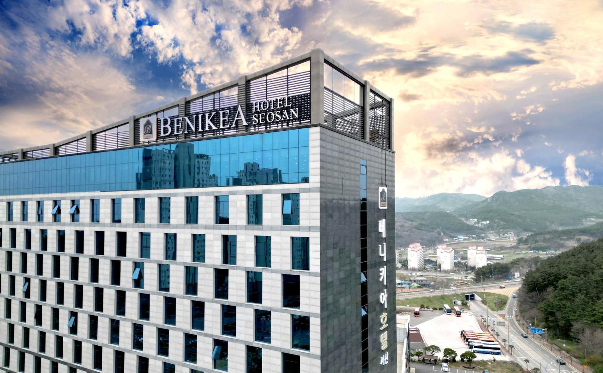 Benikea Hotel Seosan Екстер'єр фото